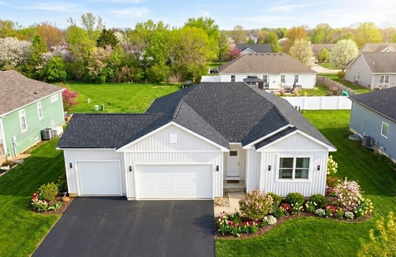1002 Joshua Lane — Genoa, IL 60135