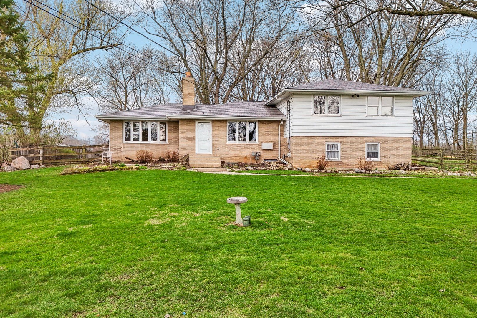 1021 RIVER Terrace — Johnsburg, IL 60051