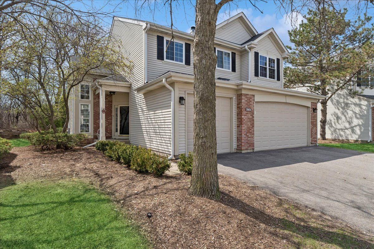 29676 Environ Circle, Lake Bluff, IL 60044