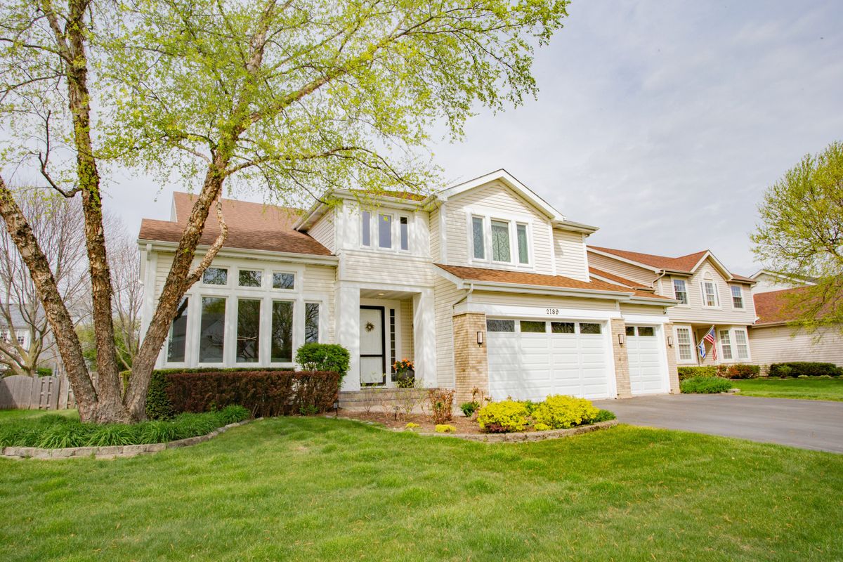 2189 AVALON Drive, Buffalo Grove, IL 60089