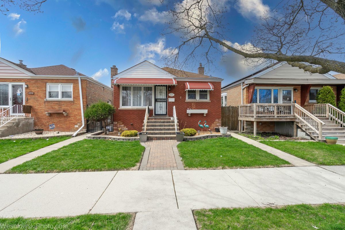 6528 Kildare Avenue, Chicago, IL 60629