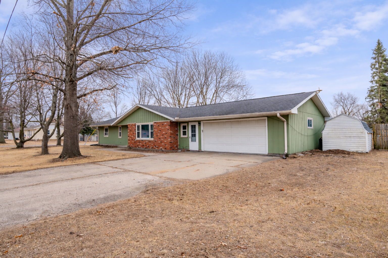300 Highland Avenue — Erie, IL 61250