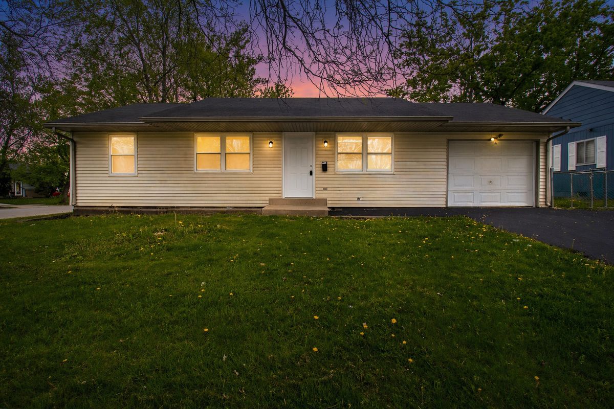 2825 224th Place, Sauk Village, IL 60411