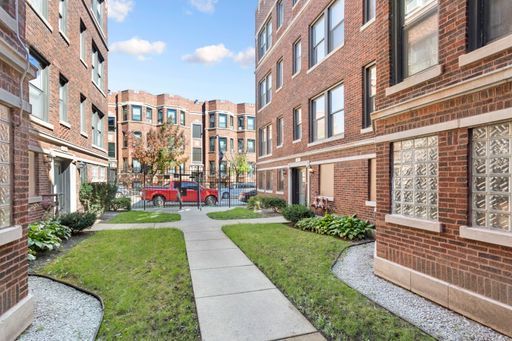 1651 W JONQUIL Terrace #10 — Chicago, IL 60626