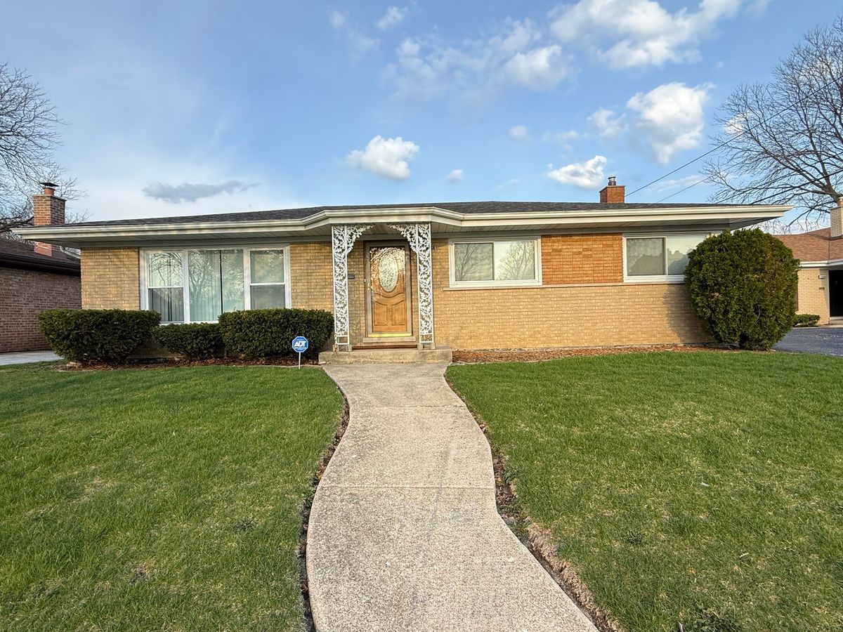 16856 School Street, South Holland, IL 60473