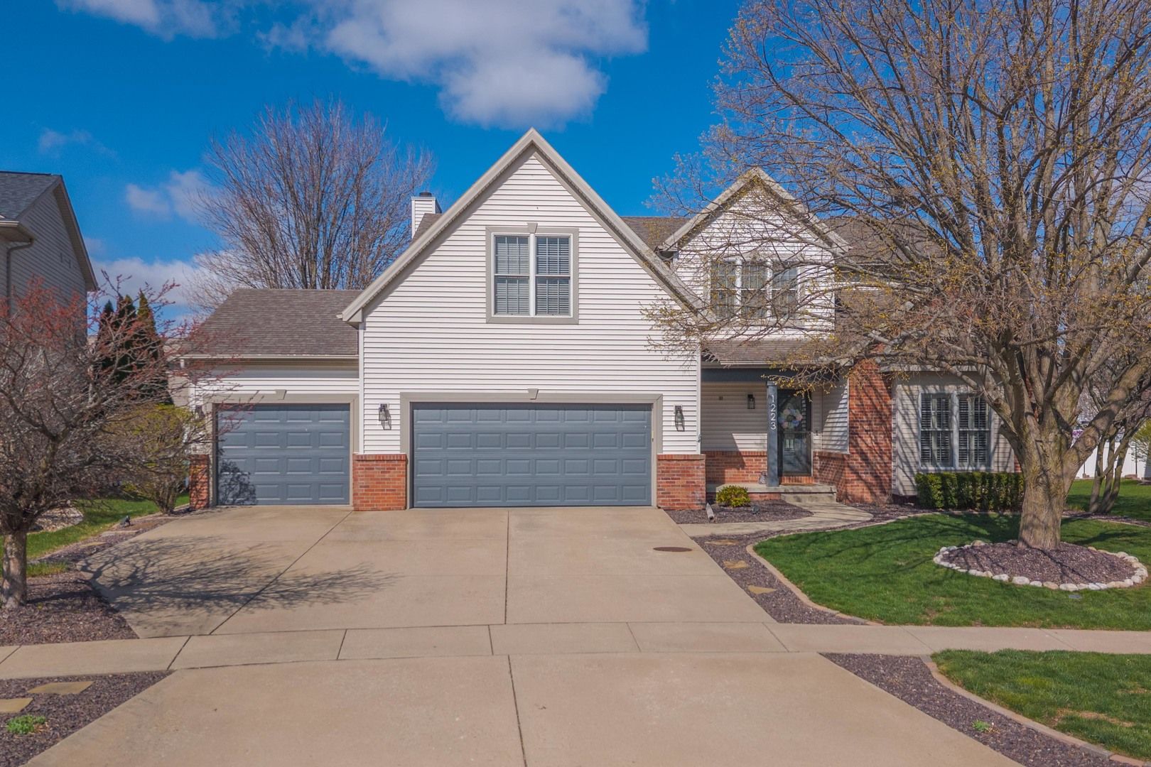 1223 Joy Walk Way — Normal, IL 61761