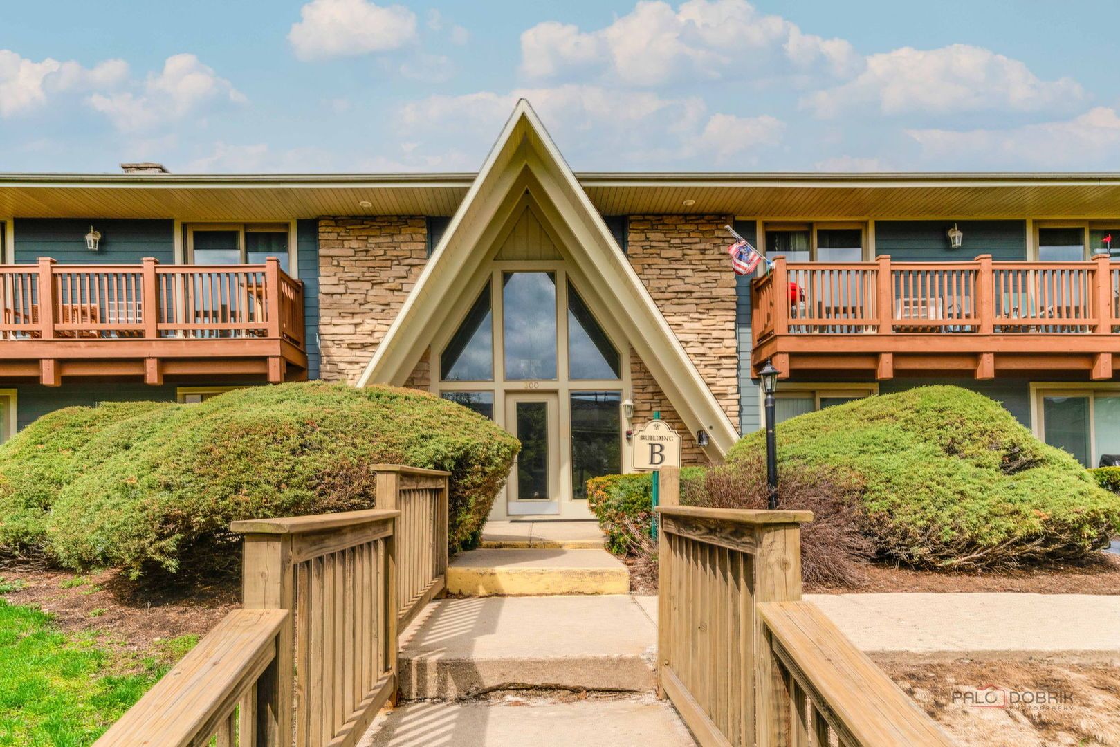 300 Opatrny Drive #224 — Fox River Grove, IL 60021