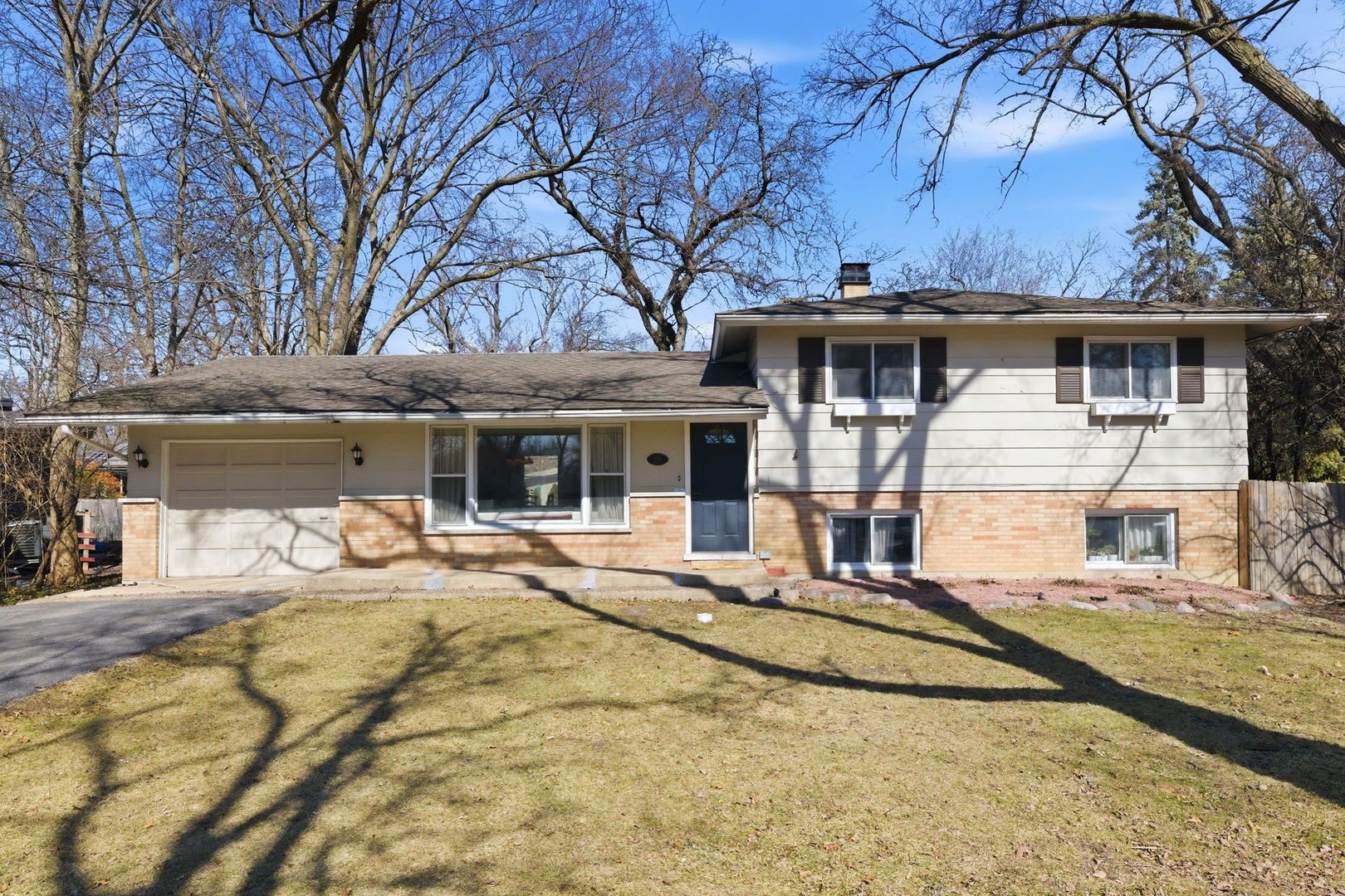228 41st Street — Downers Grove, IL 60515