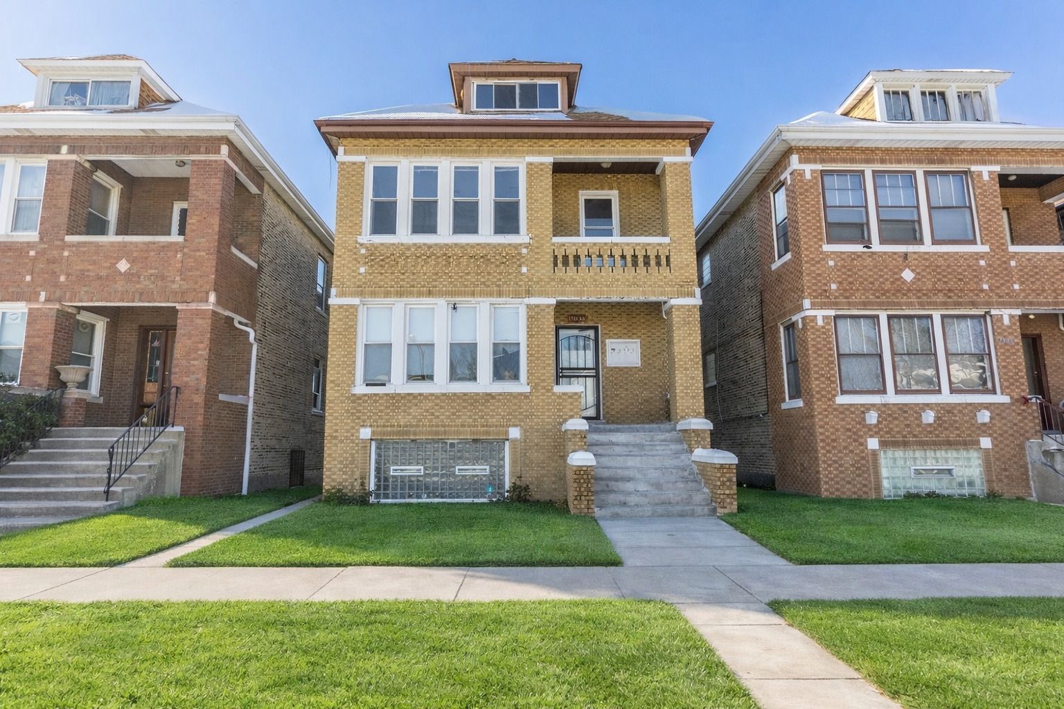 7230 S Talman Avenue — Chicago, IL 60629