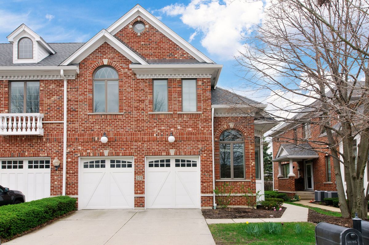 271 Arbor Glen Boulevard, Schaumburg, IL 60195