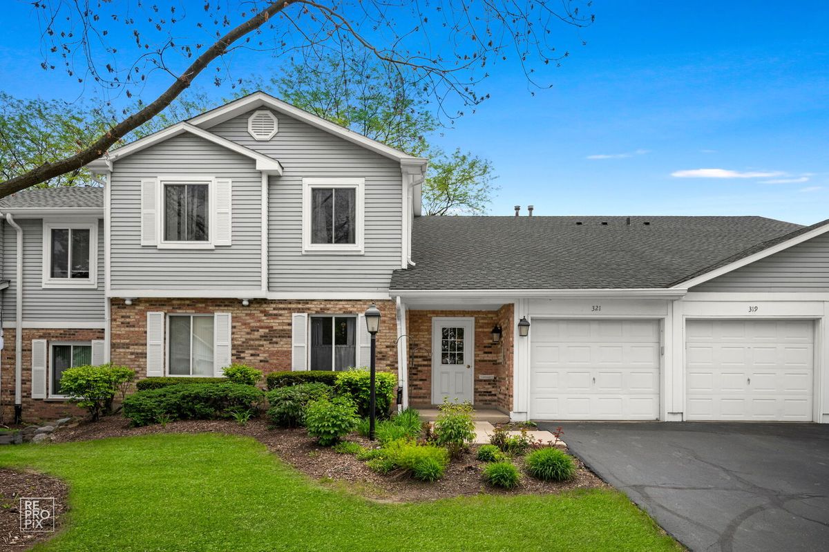 321 Clairemont Court, Aurora, IL 60504