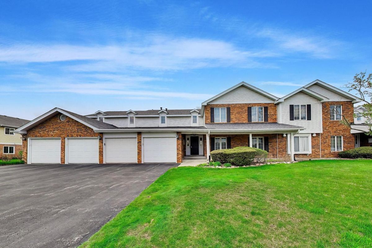 7230 Adams Street, Willowbrook, IL 60527