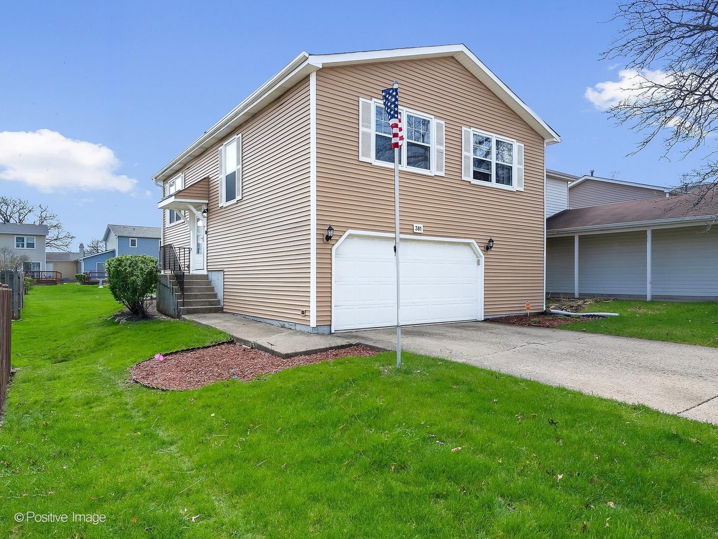 381 Thorncliffe Drive — Glendale Heights, IL 60139