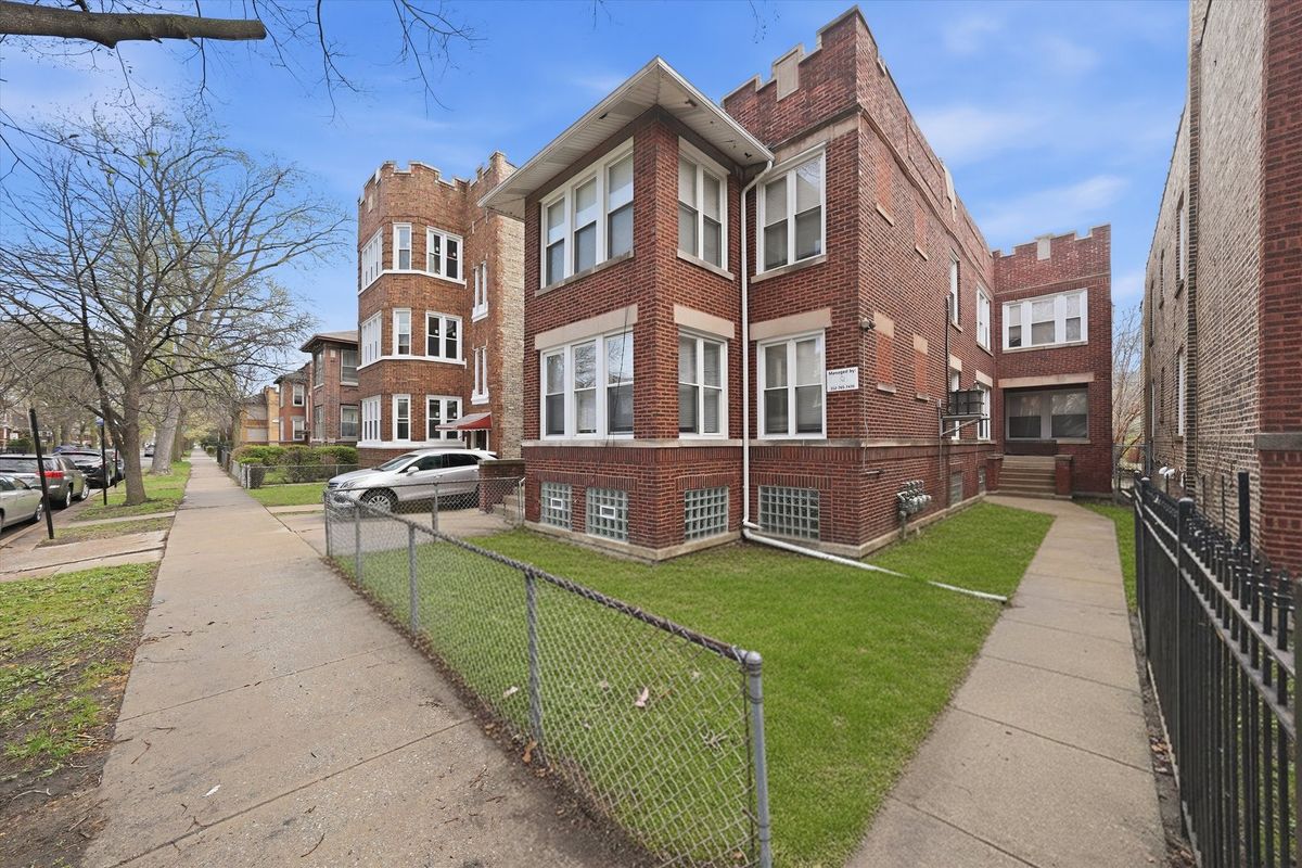 7717 Sangamon Street, Chicago, IL 60620
