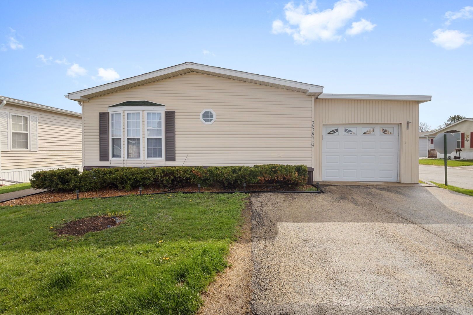 25819 Pinehurst Drive #139 — Monee, IL 60449
