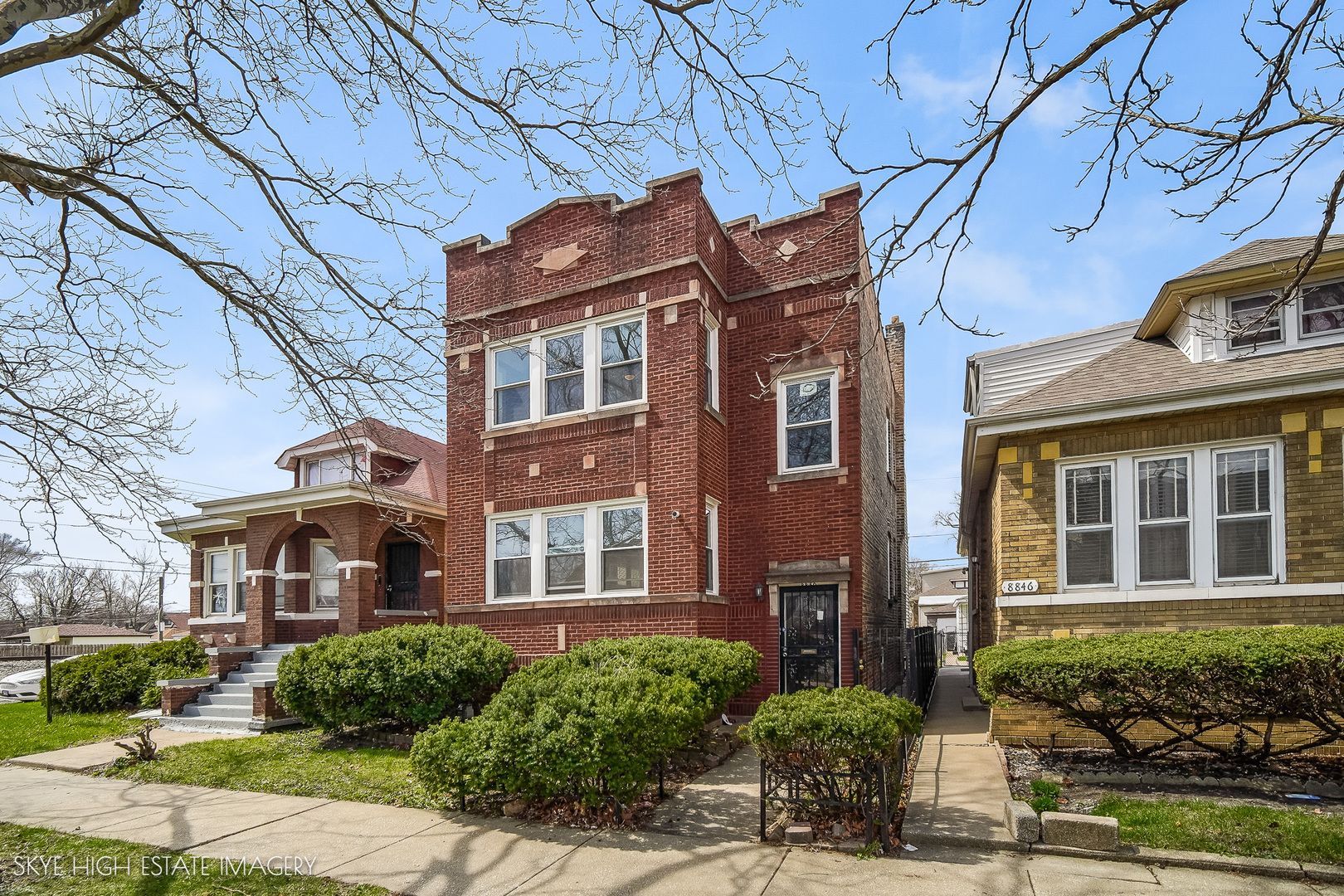 8850 S Aberdeen Street — Chicago, IL 60620