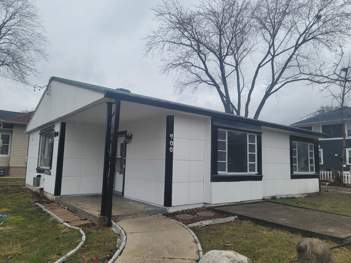 700 George Avenue, Aurora, IL 60505