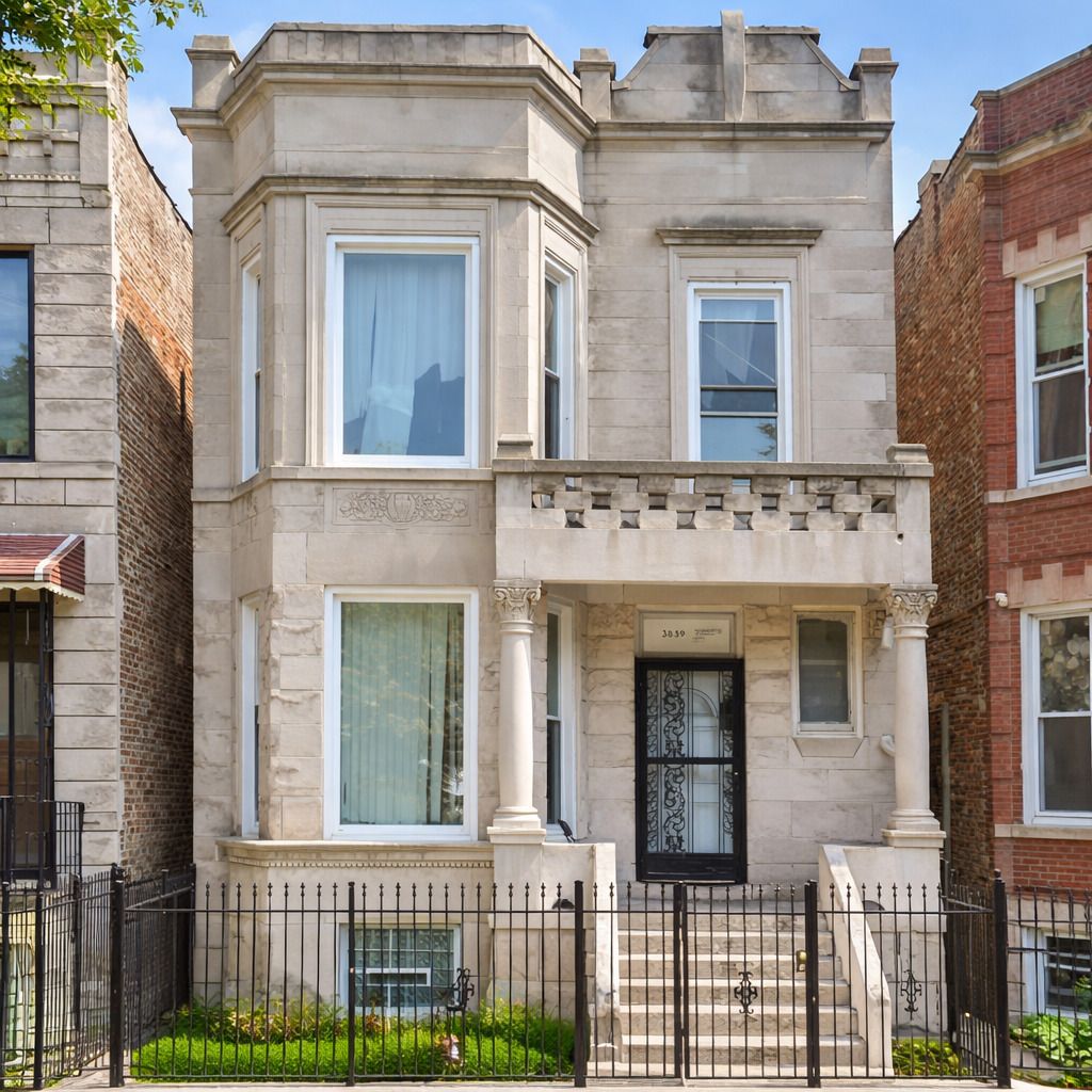 3839 Flournoy Street — Chicago, IL 60624