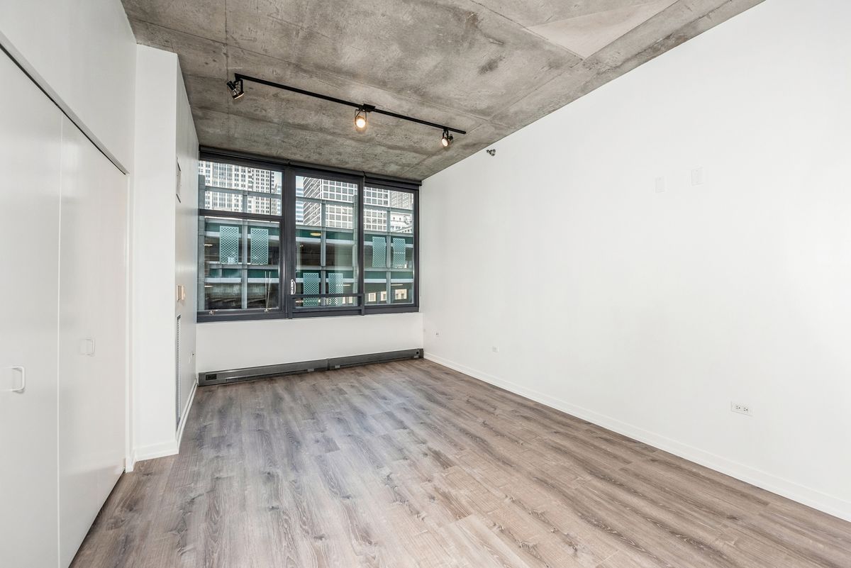 235 Van Buren Street, Chicago, IL 60607