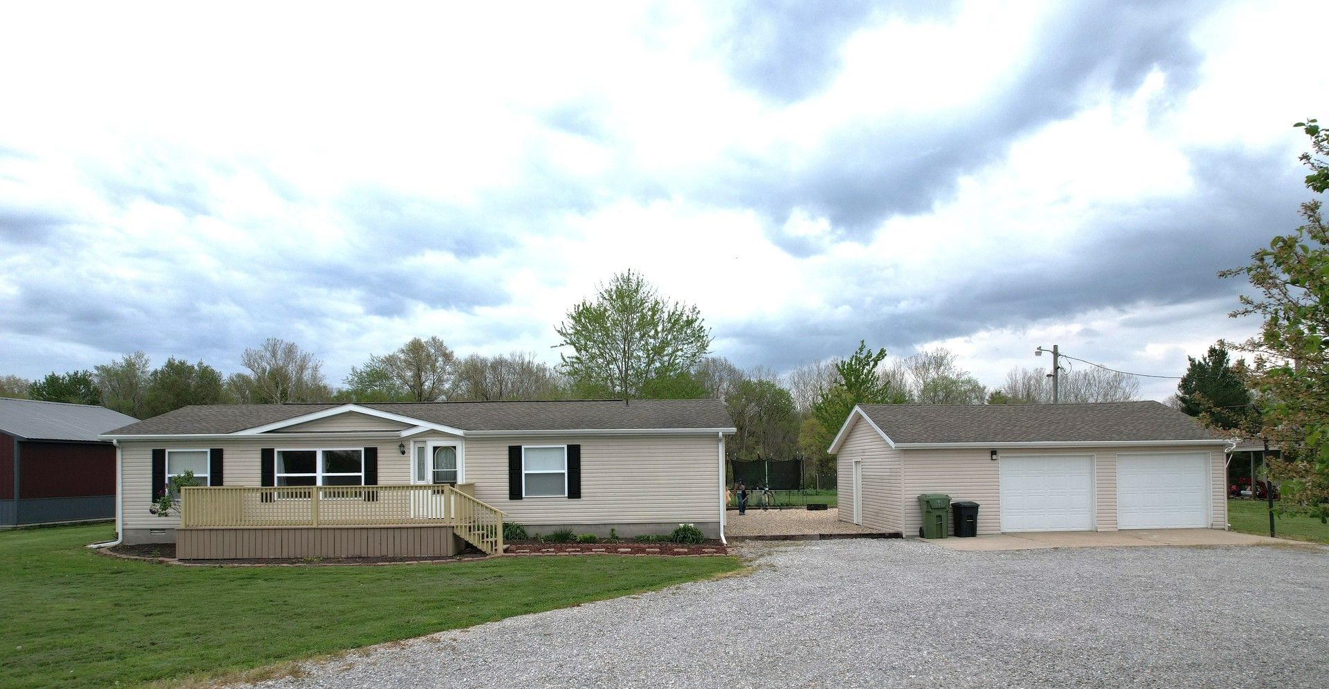 16495 E Robin Road — Mt Vernon, IL 62864