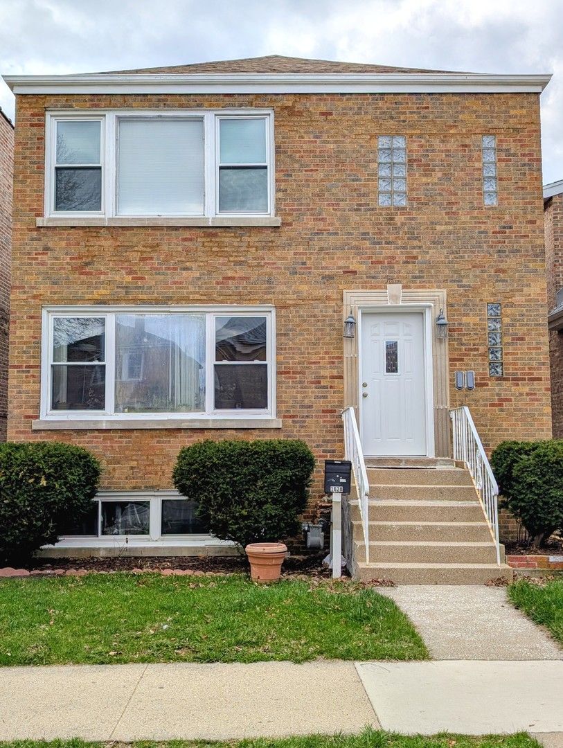 1628 Euclid Ave #1 — Berwyn, IL 60402