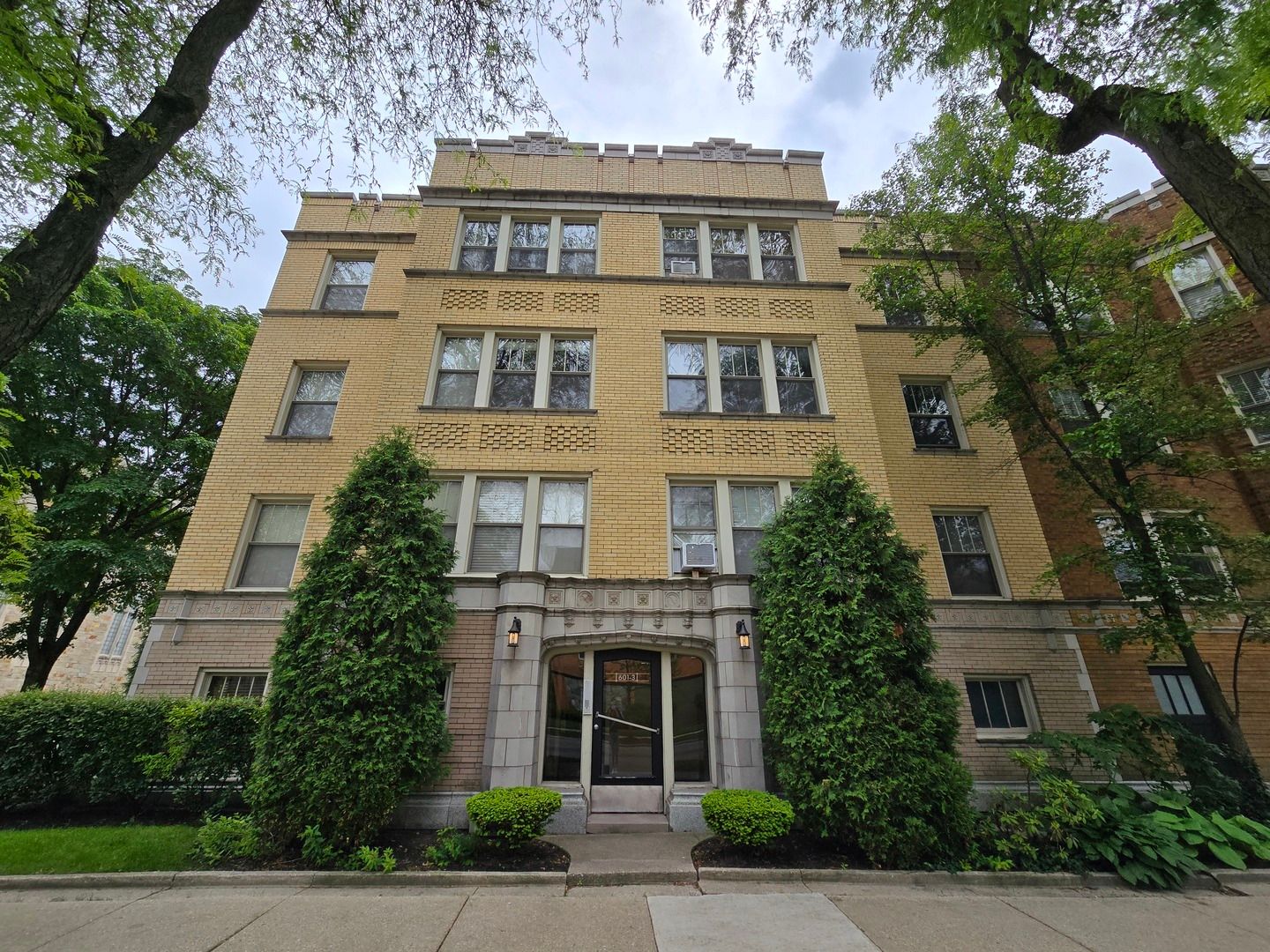 603 Washington Boulevard #3 — Oak Park, IL 60302