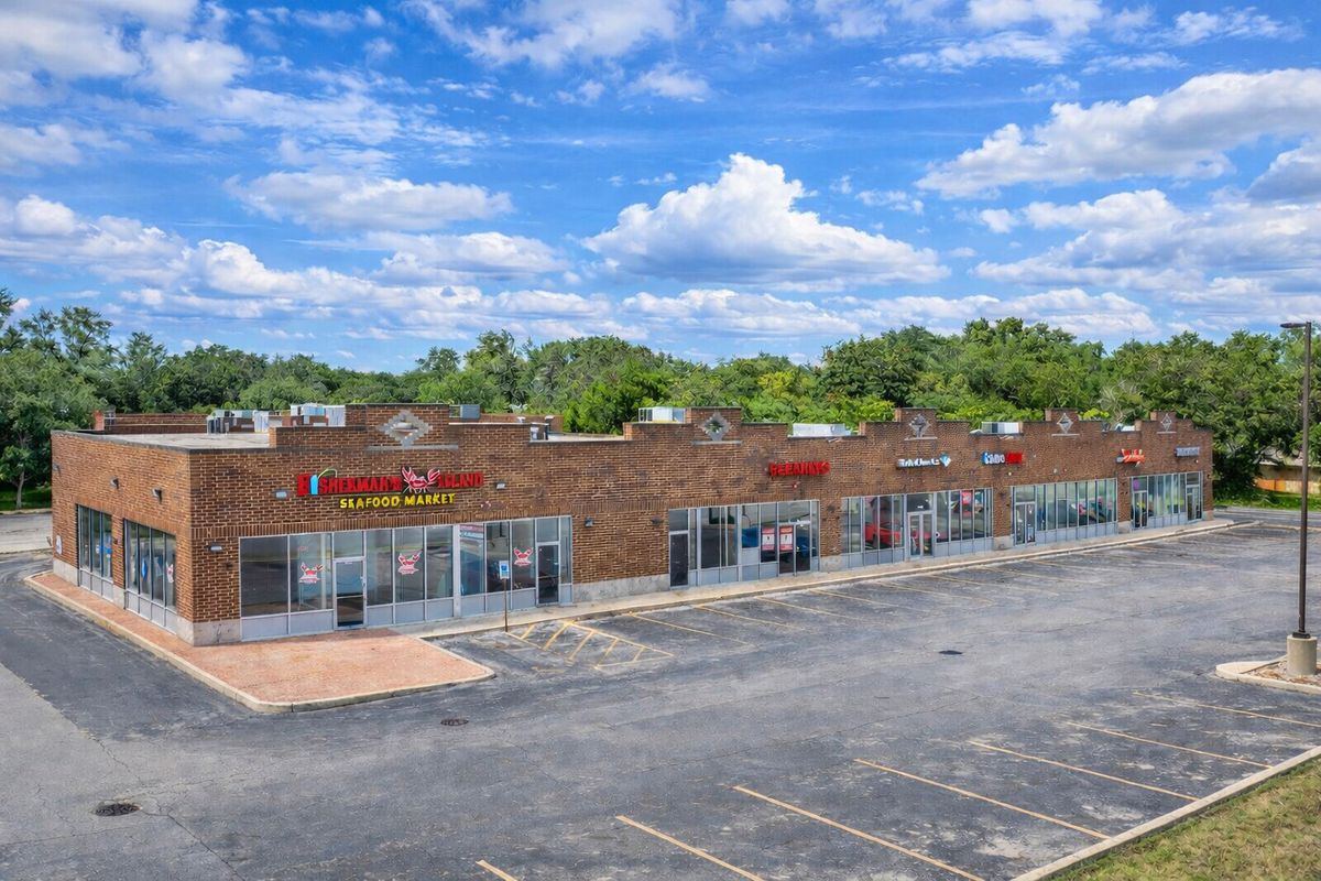 2520 Lincoln Highway, Olympia Fields, IL 60461