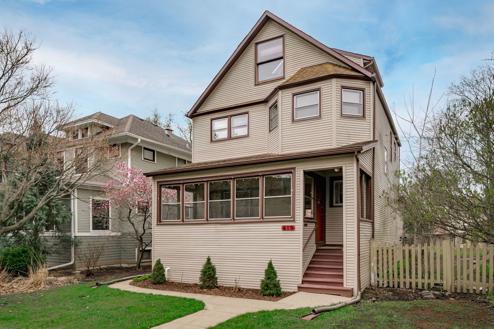 419 N Taylor Avenue — Oak Park, IL 60302