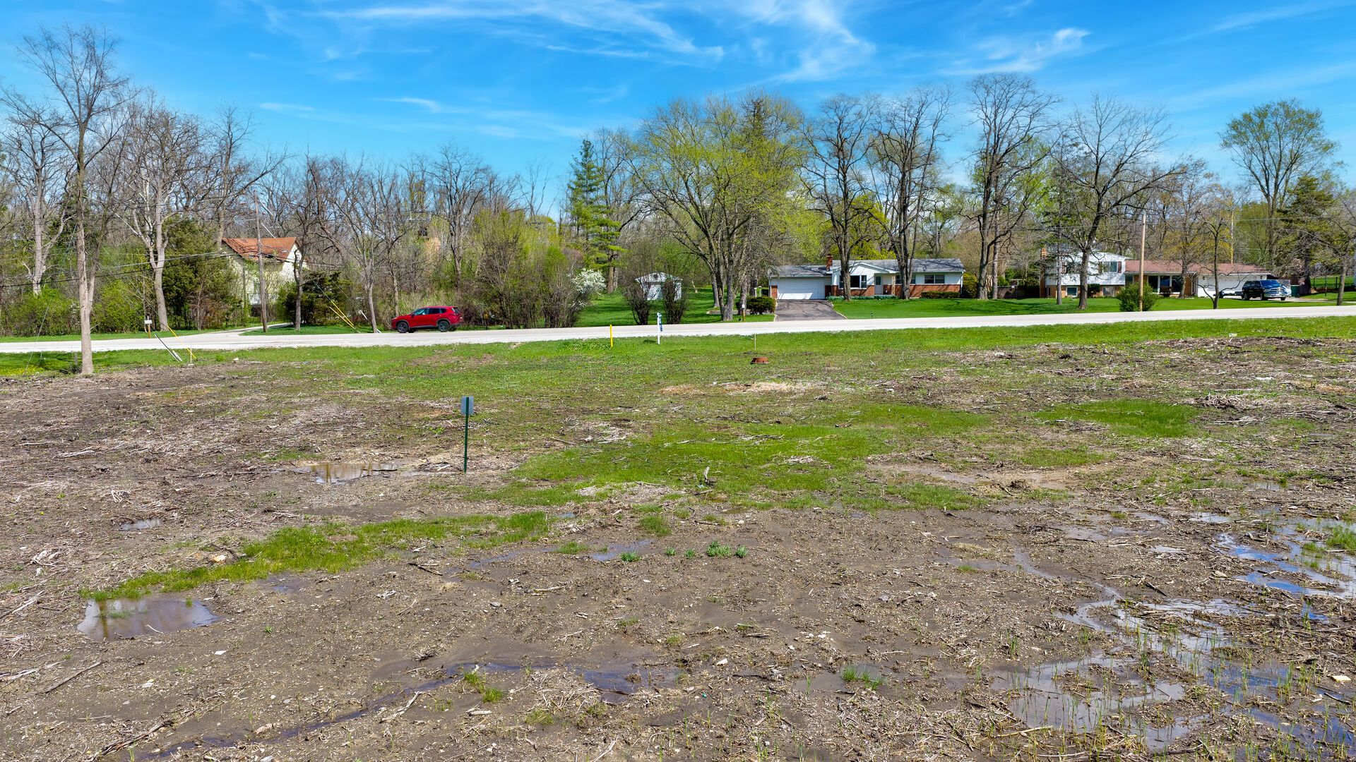 315 & 335 N St. Mary's Road — Green Oaks, IL 60048