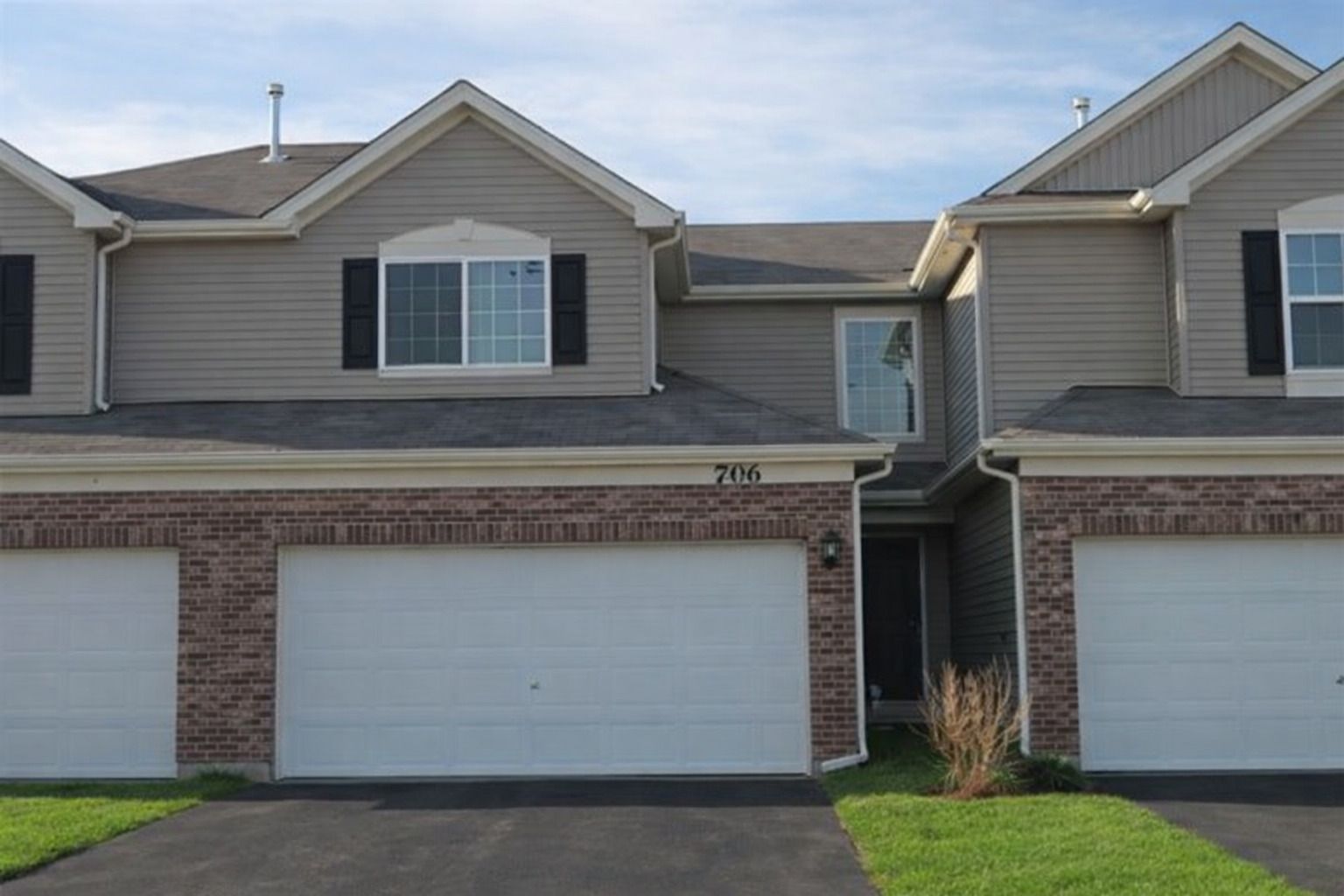 7106 Country Club Hills Drive — Fox Lake, IL 60020