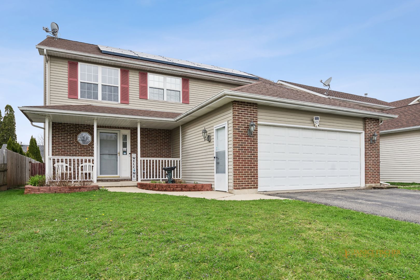 521 S Sheridan Road — Lakemoor, IL 60051