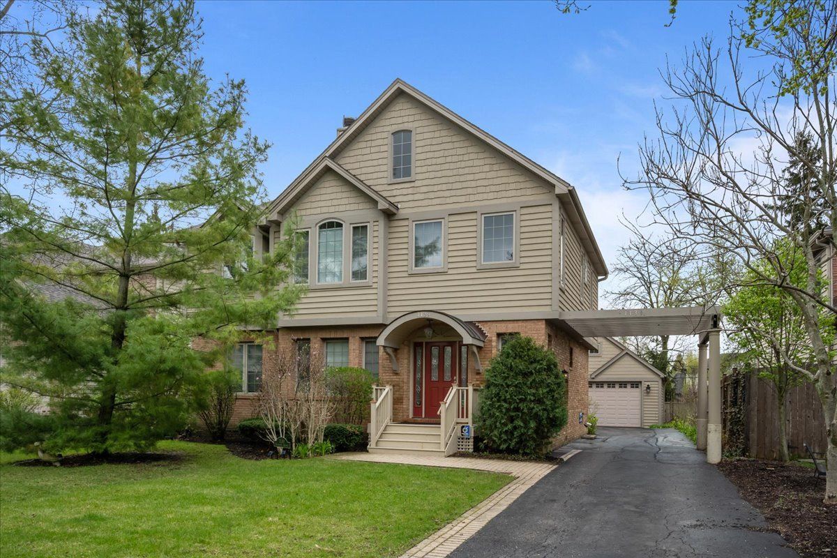 1139 Elmwood Avenue — Deerfield, IL 60015