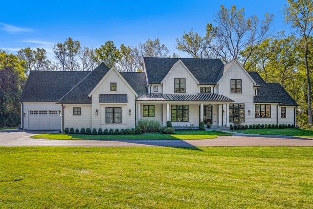 2701 Daiquiri Drive — Riverwoods, IL 60015