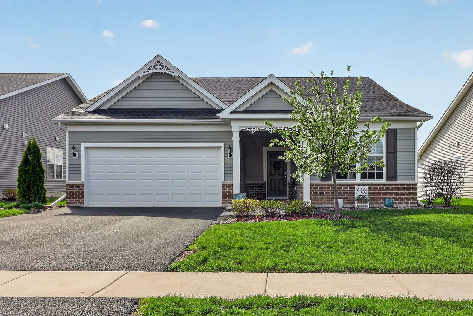 1S064 Rhoads Way — Winfield, IL 60190