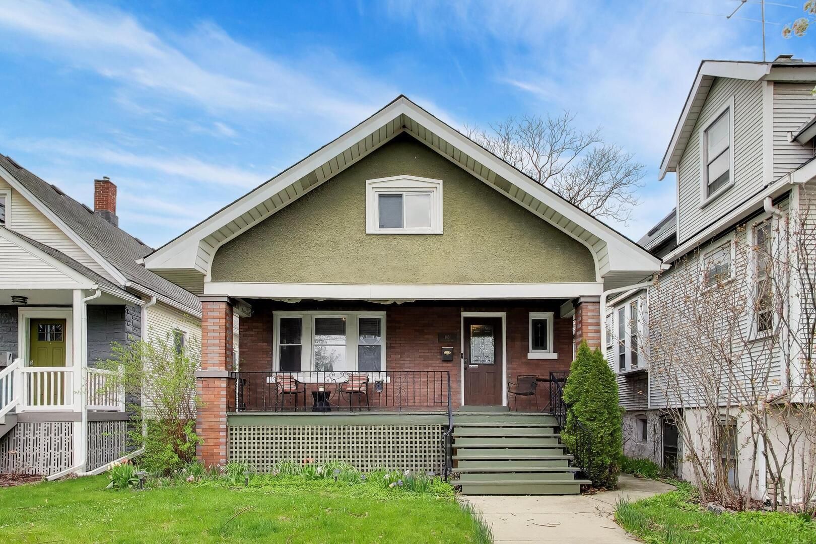143 Des Plaines Avenue — Forest Park, IL 60130