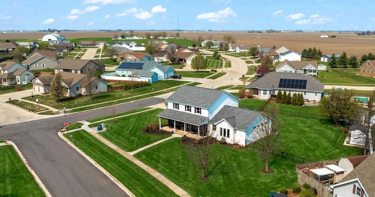 410 W Sangamon Street, Fisher, IL 61843
