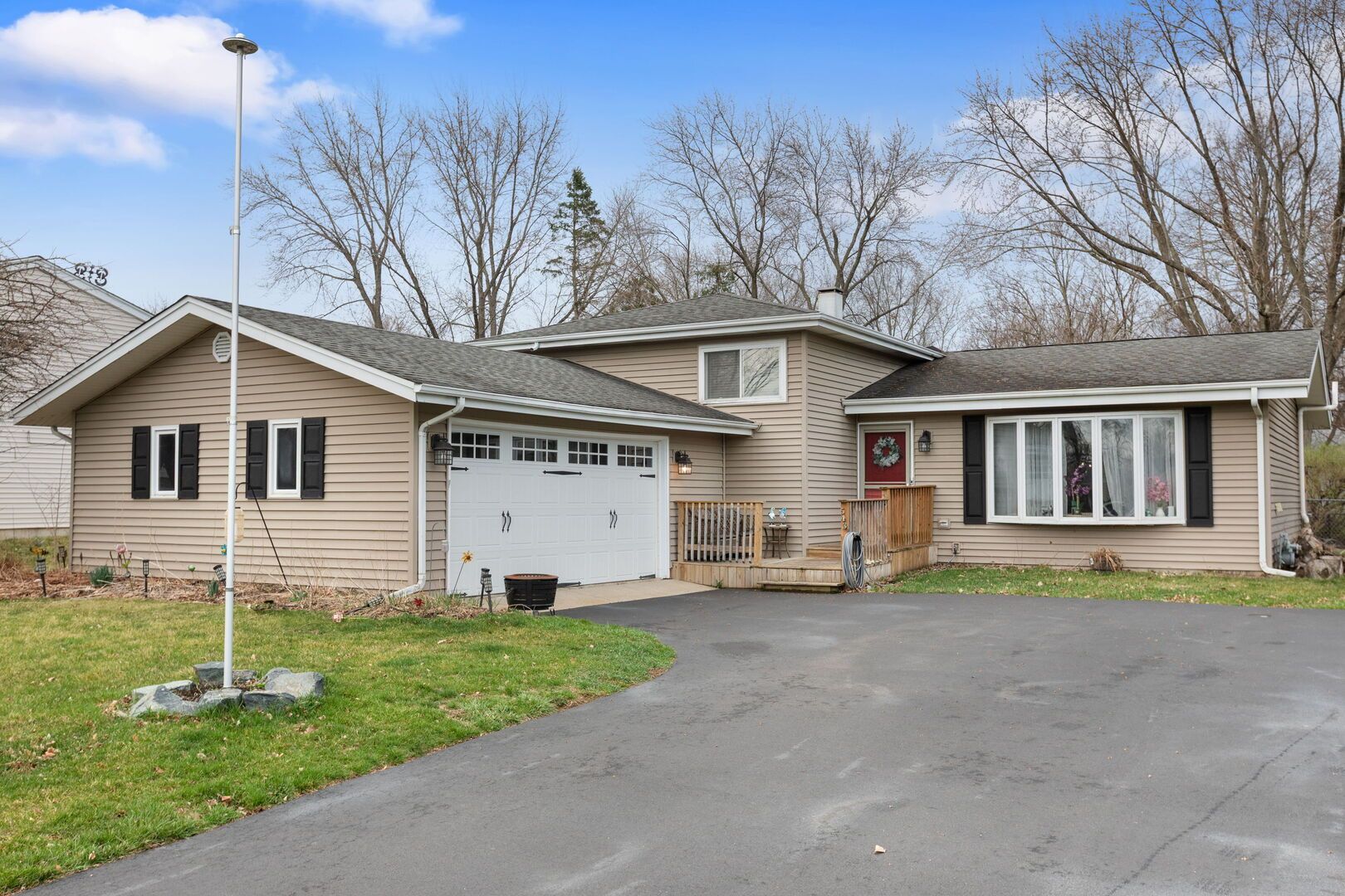 543 Norman Drive — Cary, IL 60013