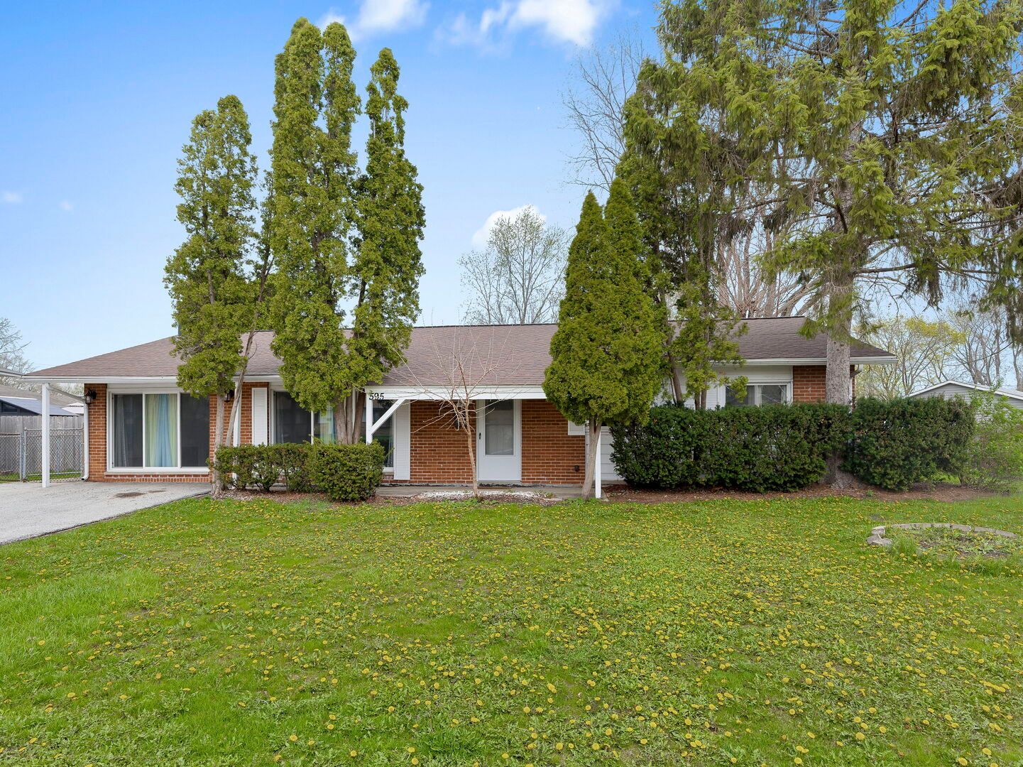 595 Aberdeen Street — Hoffman Estates, IL 60169