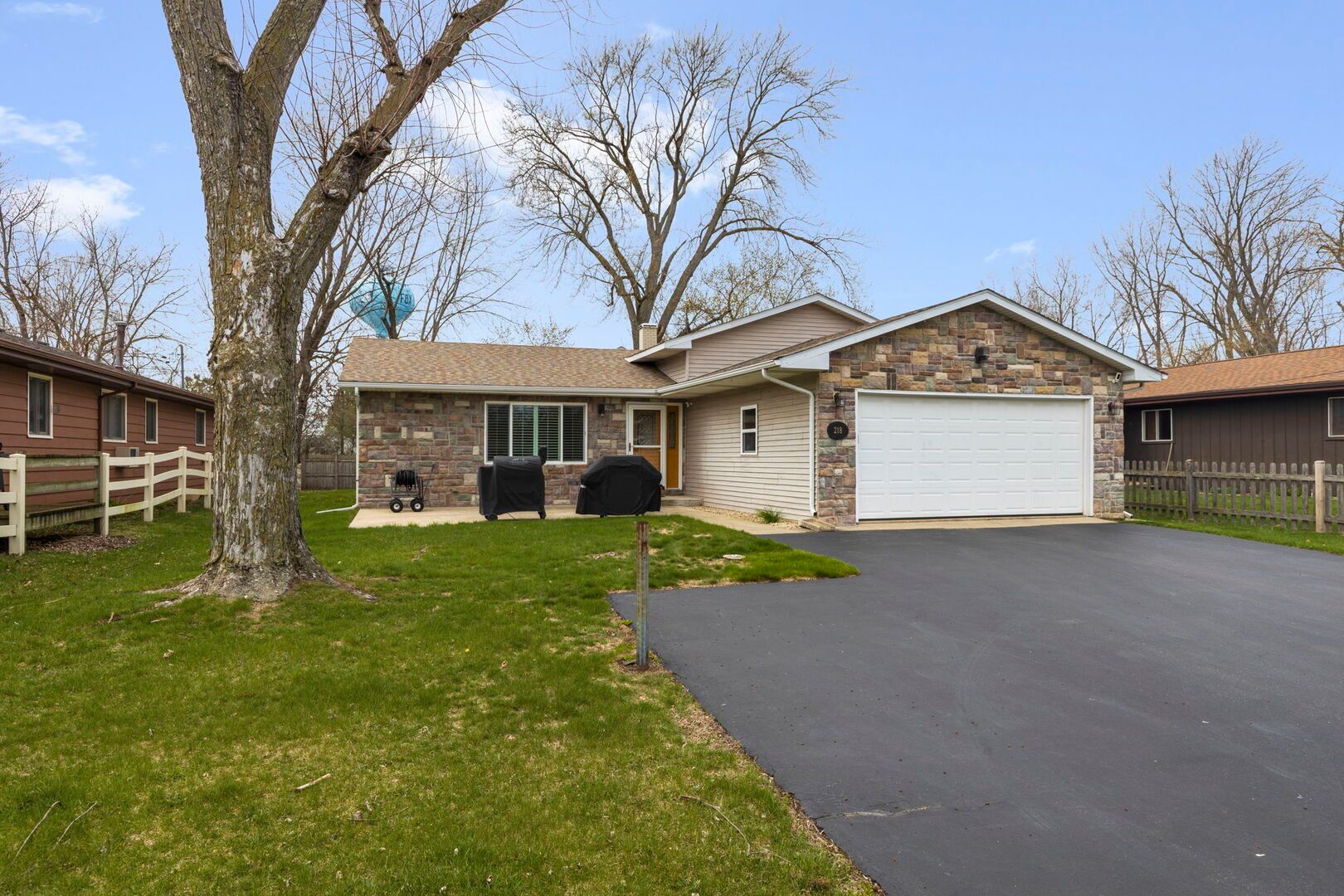 218 Mastodon Drive — Ingleside, IL 60041