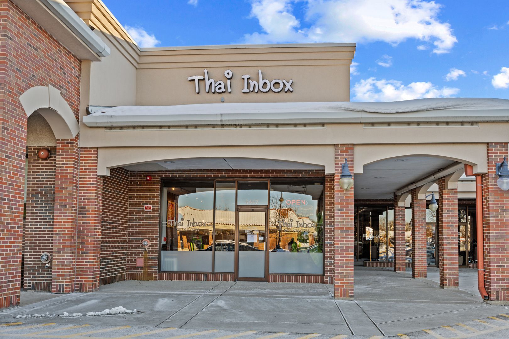 1417 Waukegan Road — Glenview, IL 60025