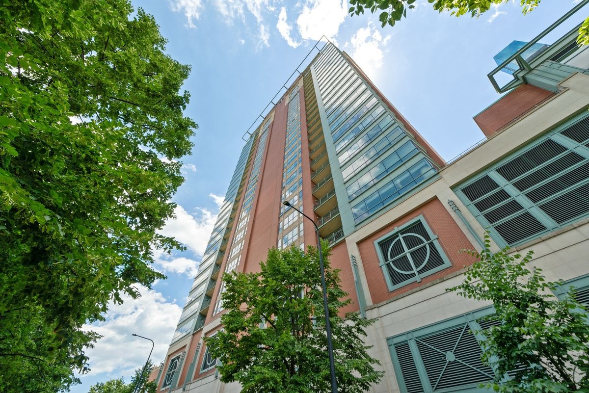 445 North Water Street, Chicago, IL 60611