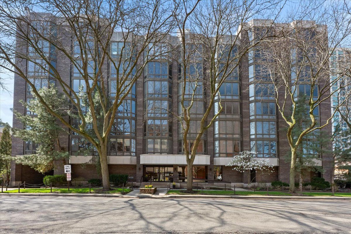 522 Church Street, Evanston, IL 60201