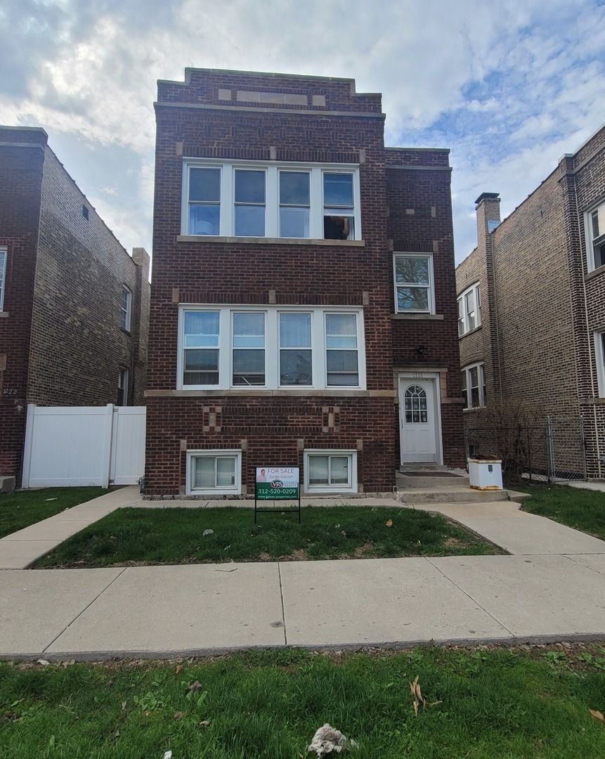 1220 S 59th Court — Cicero, IL 60804