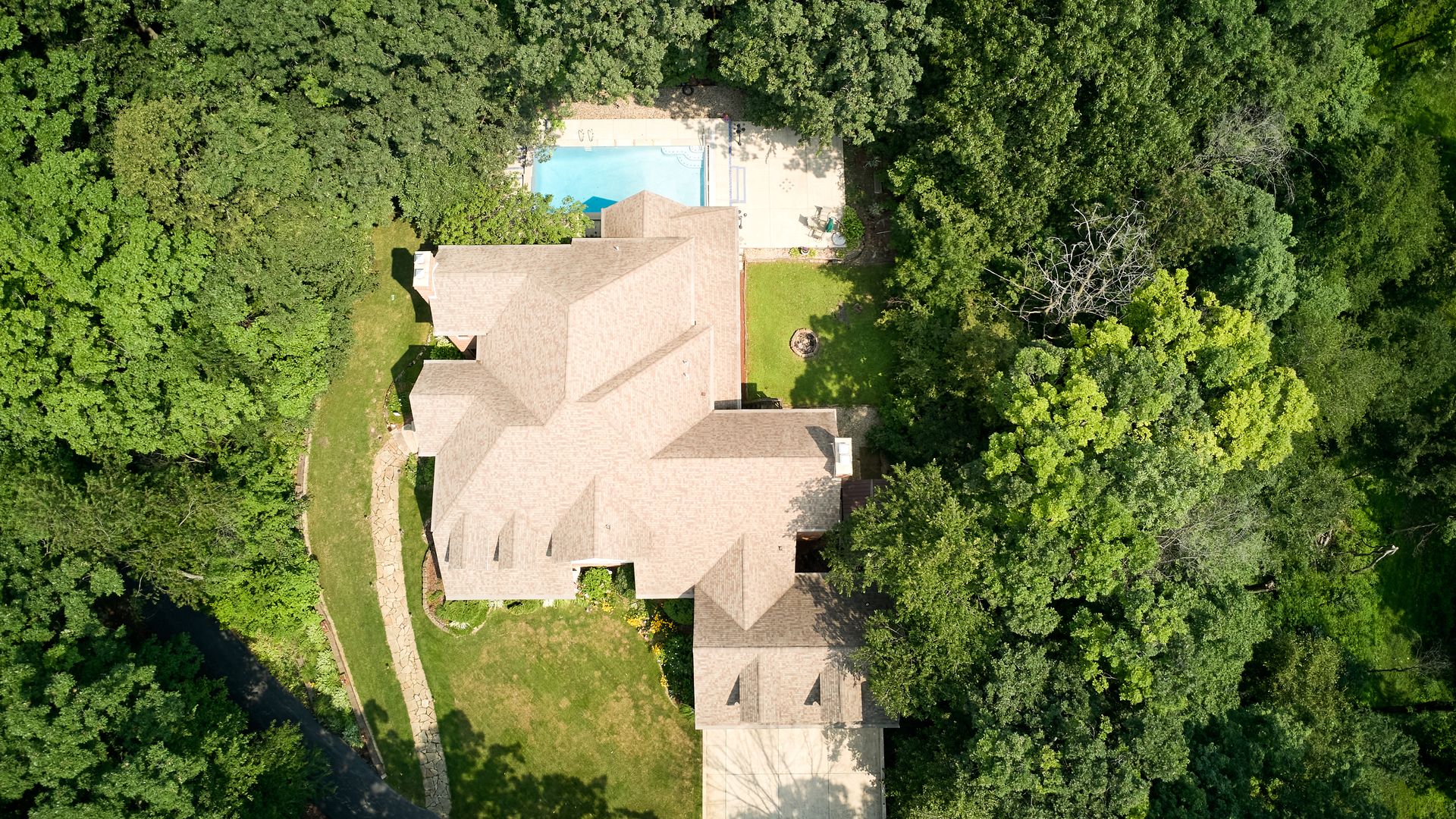 273 Bridlewood Lane — Valparaiso, IN 46385