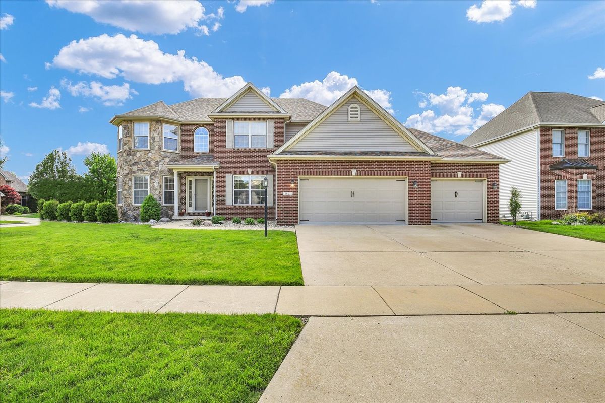 1821 Benodot Street, Champaign, IL 61822