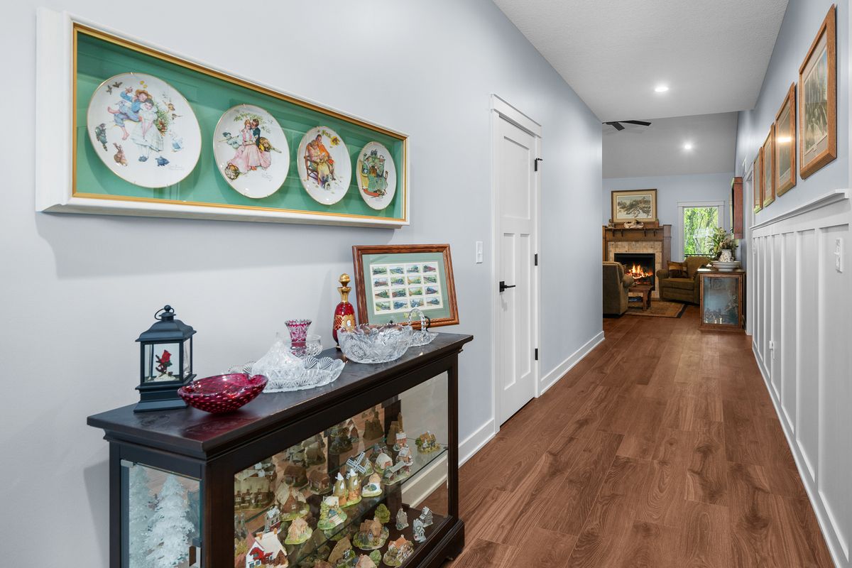 1709 E 6th Street A, Coal Valley, IL 61240