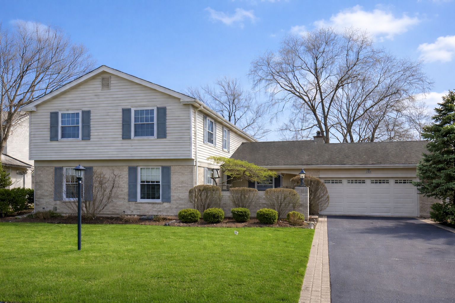 2629 Illinois Road — Northbrook, IL 60062