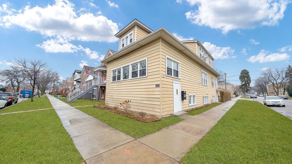 1247 Wisconsin Avenue, Berwyn, IL 60402