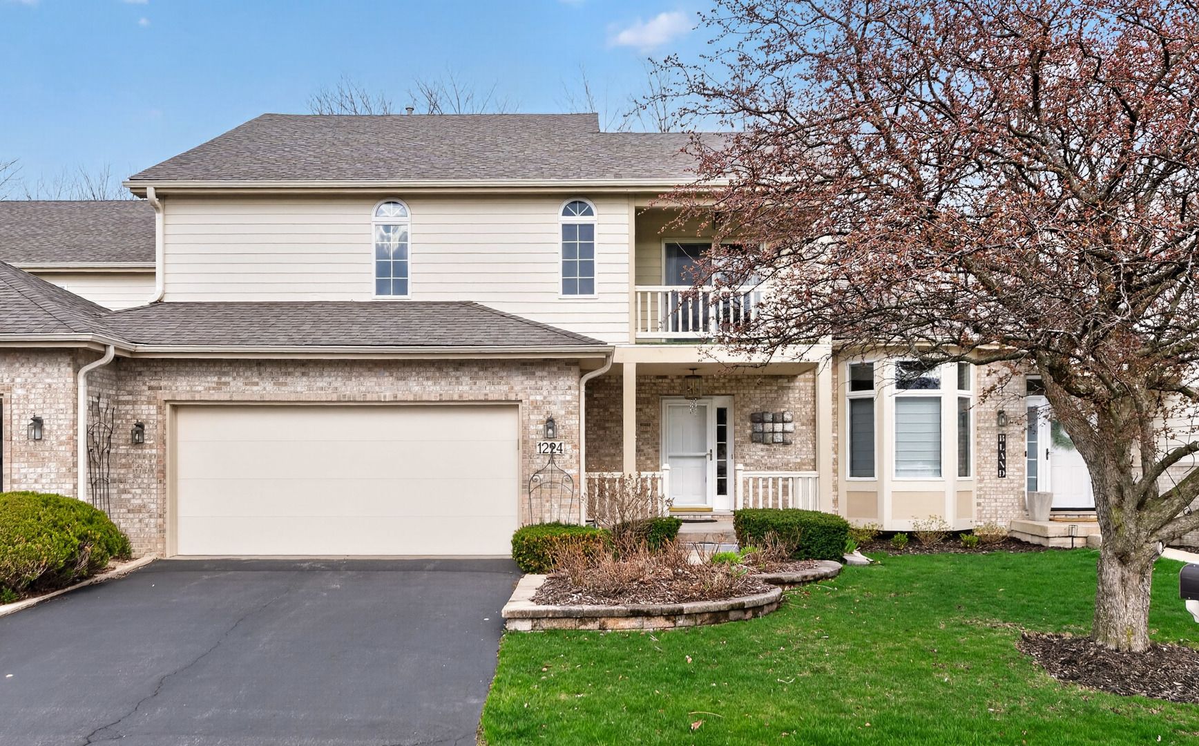 1224 Bellevue Drive — DeKalb, IL 60115