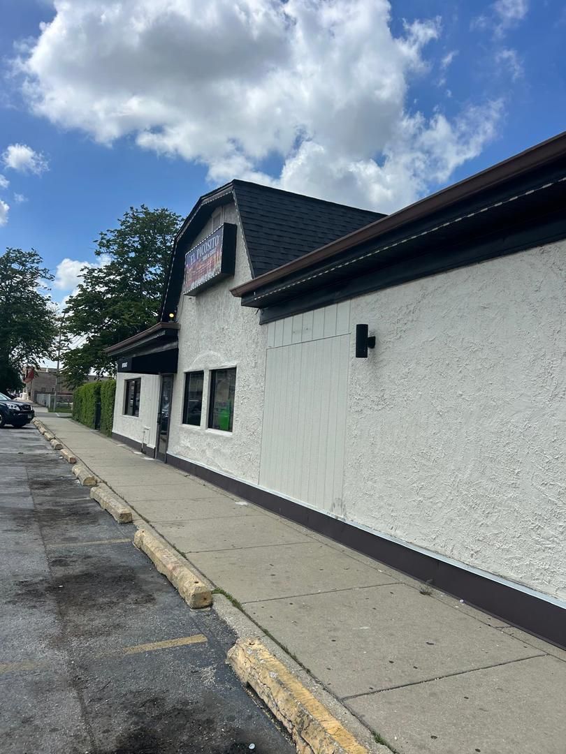 1911 Rice Street, Melrose Park, IL 60160